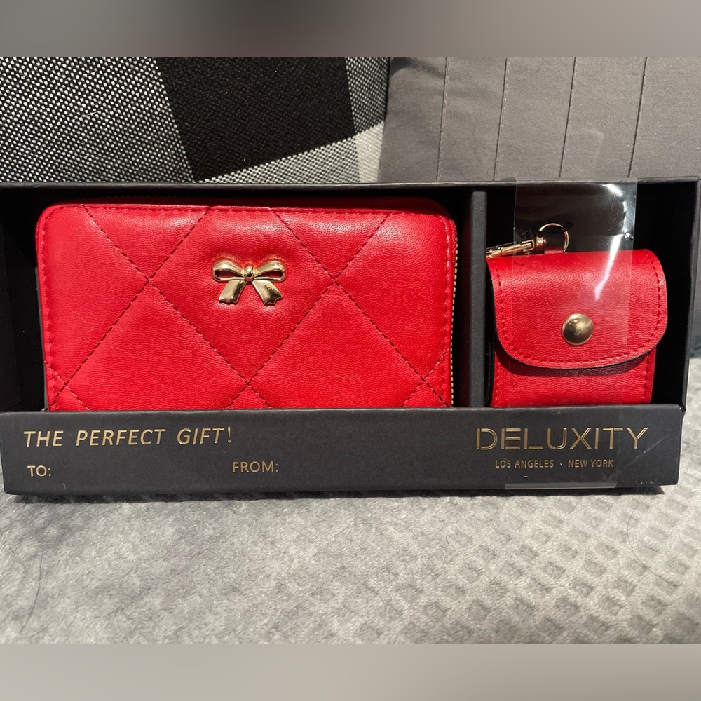 Red Wallet